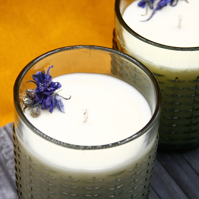 Vela aromática Flor de algodón Lara - Imagen 4